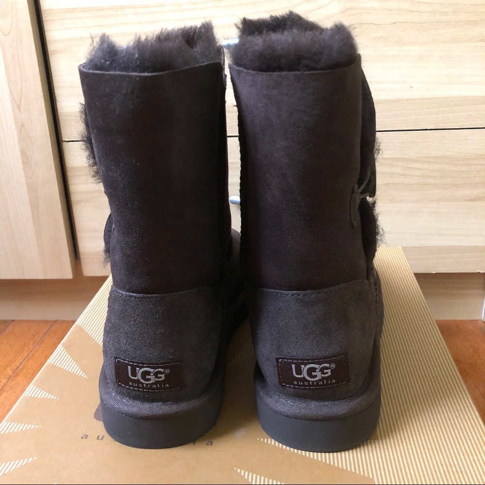 UGG Bailey Button Chocolate Winter Snow Boots - Picture 4 of 10